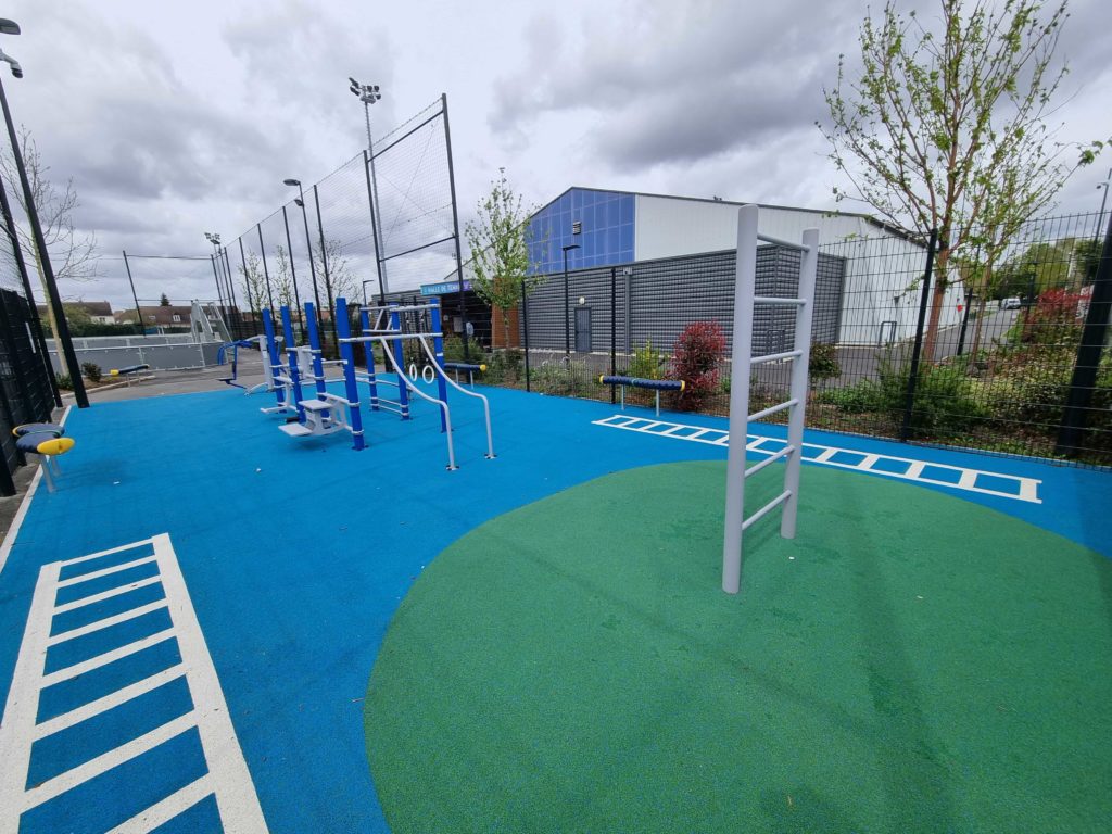 Zones d’échauffement dans les aires de fitness à Villemomble