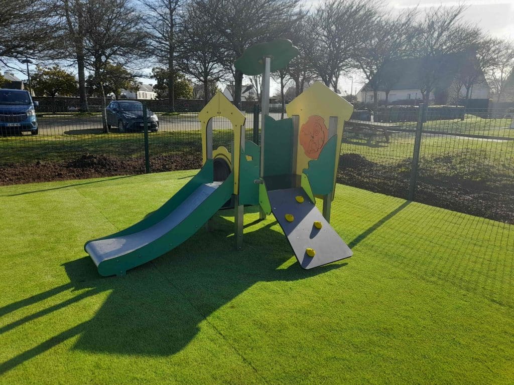 aire de jeux pour les tout-petits