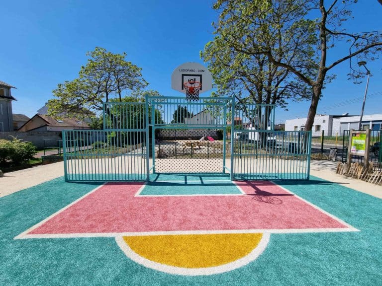Terrain multisports Saint-Denis