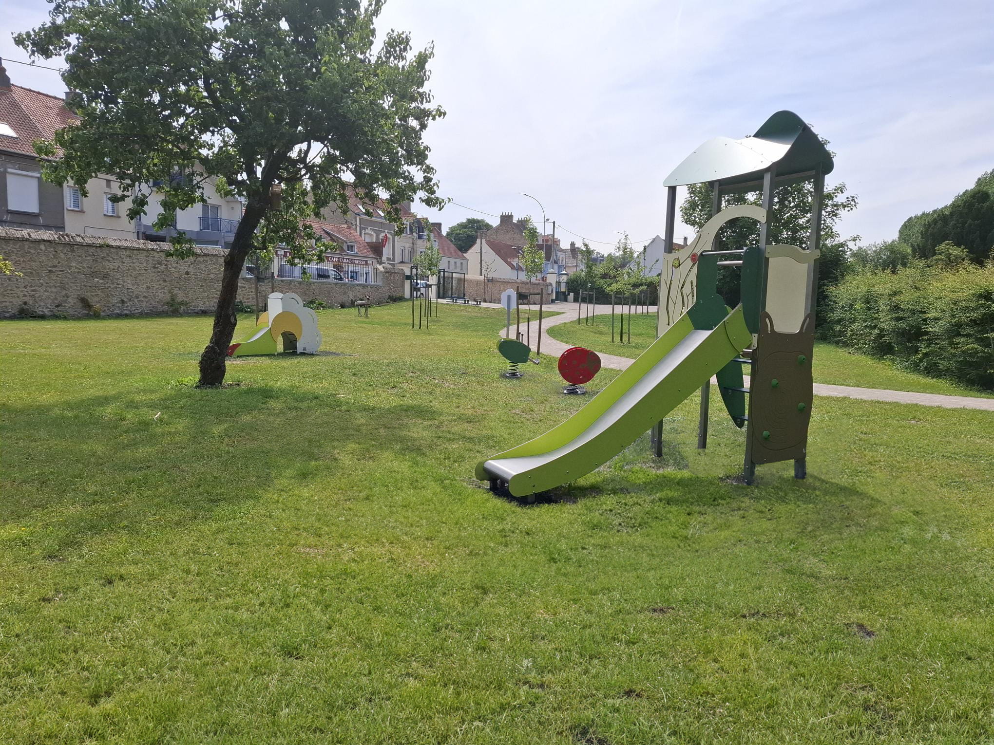 Aire de jeux – Saint-Léonard