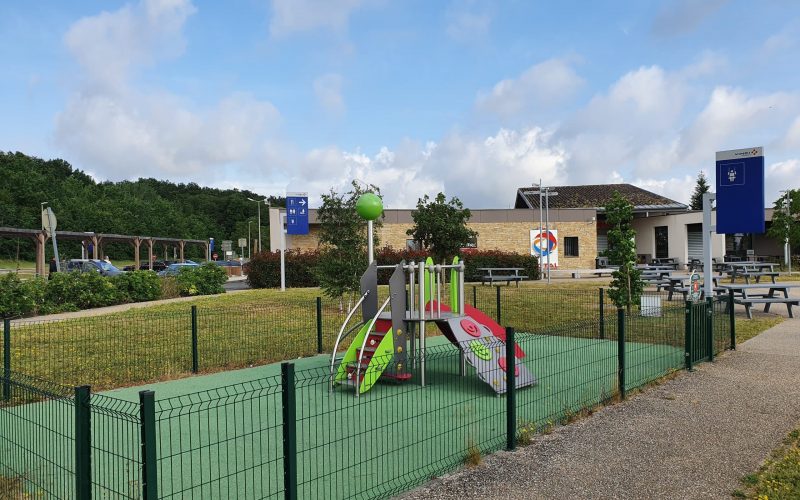 Montalzat - Aire du Bois de Dourre